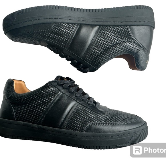 Russell & Brumley Black lace up sneakers | SZ 41 (10) - Picture 1 of 5